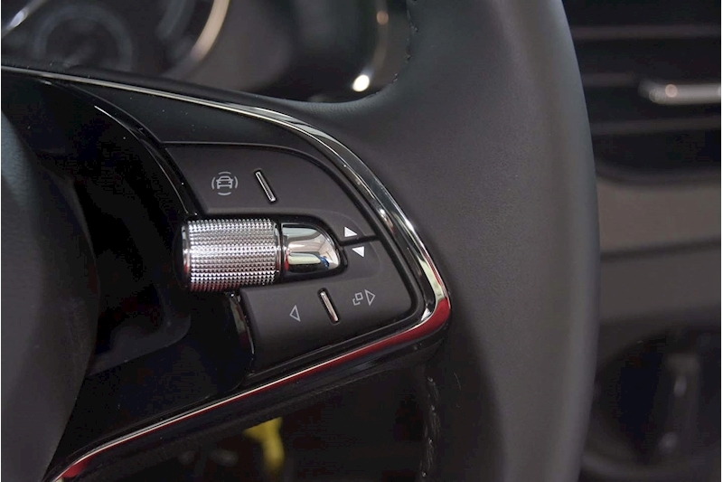 SKODA 1.0 TSI SE SUV 5dr Petrol Manual Euro 6 (s/s) (95 ps)