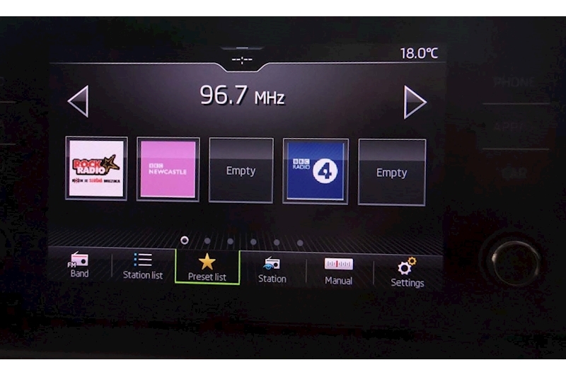 SKODA 1.0 TSI SE SUV 5dr Petrol Manual Euro 6 (s/s) (95 ps)