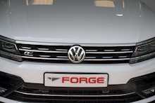 17/67 Volkswagen Tiguan 2.0 TDI R-Line SUV 5dr Diesel DSG 4Motion (150 ps)
