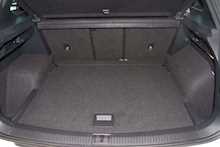 17/67 Volkswagen Tiguan 2.0 TDI R-Line SUV 5dr Diesel DSG 4Motion (150 ps)