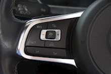 17/67 Volkswagen Tiguan 2.0 TDI R-Line SUV 5dr Diesel DSG 4Motion (150 ps)