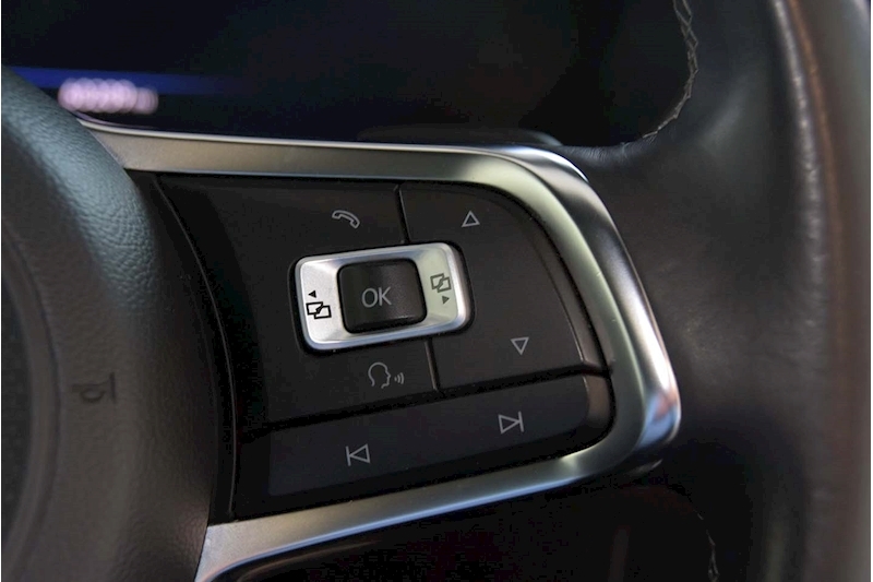 Volkswagen 2.0 TDI R-Line SUV 5dr Diesel DSG 4Motion Euro 6 (s/s) (150 ps)