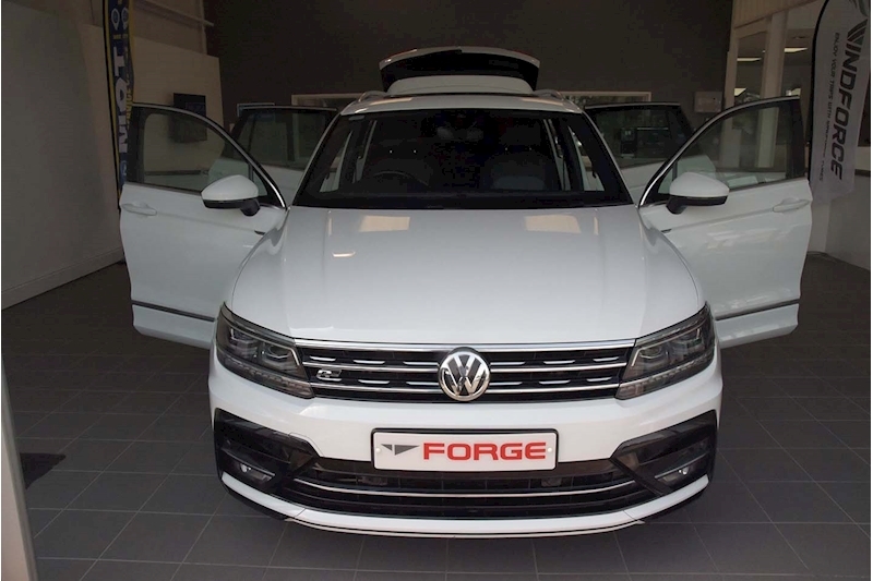 Volkswagen 2.0 TDI R-Line SUV 5dr Diesel DSG 4Motion Euro 6 (s/s) (150 ps)