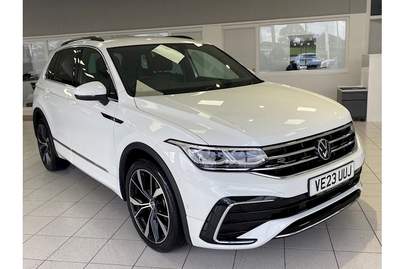 Volkswagen 2.0 TDI R-Line SUV DSG Euro 6 (s/s) (150 ps) 2.0 5dr Estate Automatic Diesel