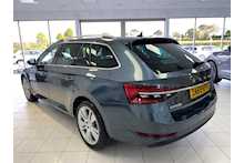 19/69 Skoda Superb TDI SE L Estate DSG