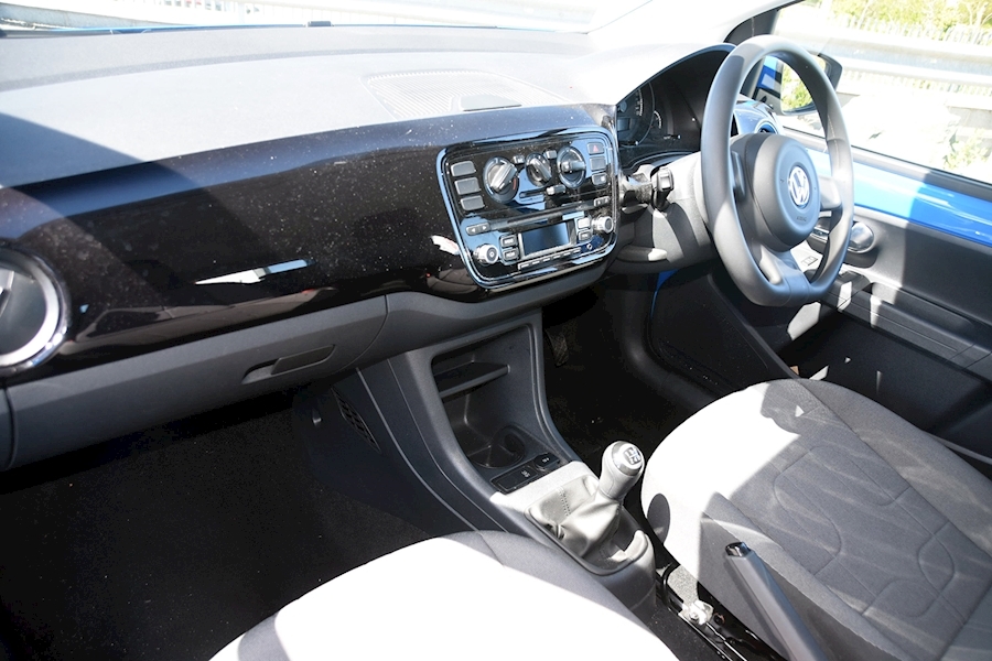 Volkswagen Up Move Up Hatchback 1.0 Manual Petrol