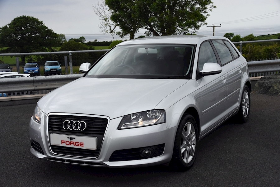 Audi A3 Tdi Se 2.0 5dr Hatchback Semi Auto Diesel