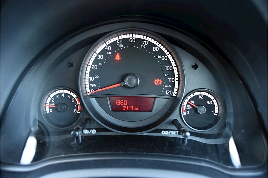 Volkswagen Up Move Up Hatchback 1.0 Manual Petrol