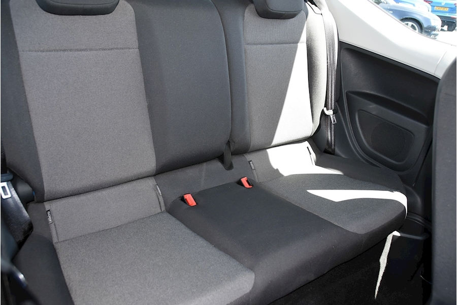 Volkswagen Up Move Up Hatchback 1.0 Manual Petrol