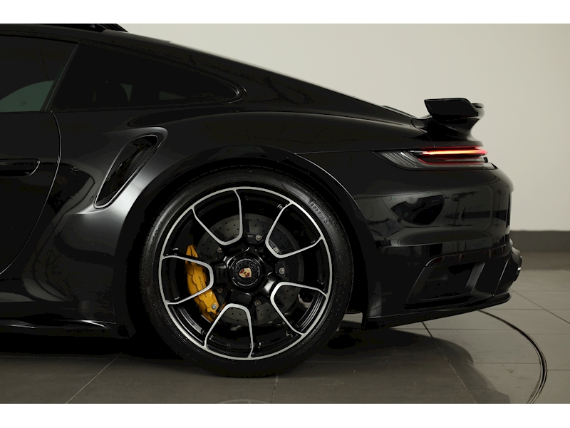 Porsche 911 T 992 Turbo S - U400056522