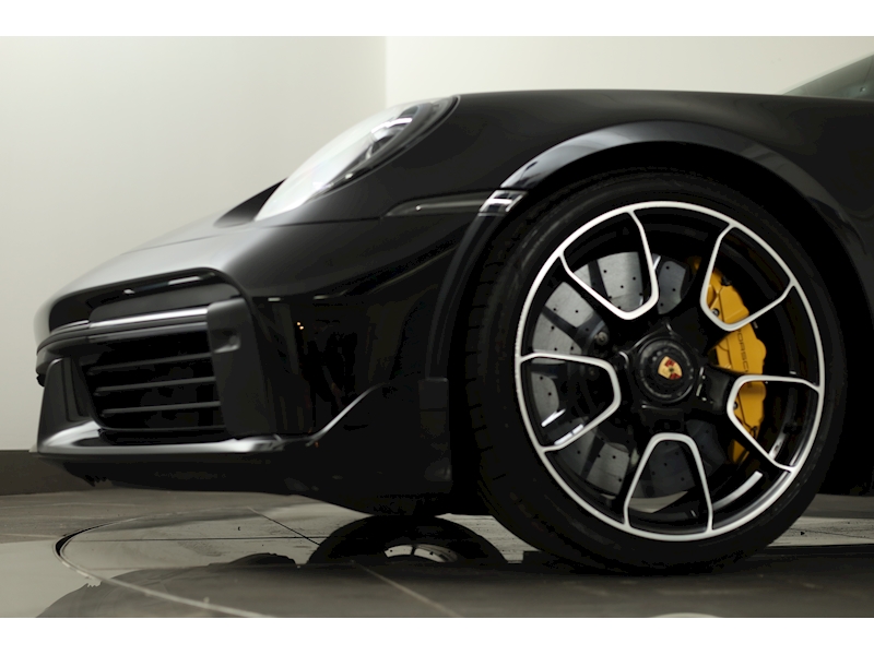 Porsche 911 T 992 Turbo S - U400056522