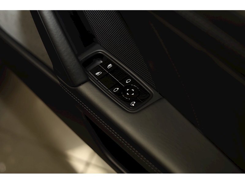 Porsche 911 T 992 Turbo S - U400056522