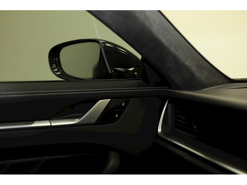 Porsche 911 T 992 Turbo S - U400056522