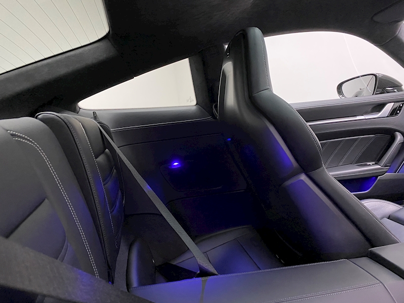 Porsche 911 T 992 Turbo S - U400056522