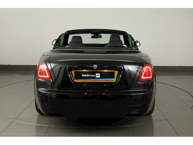 Rolls-Royce Dawn V12 - U400056825