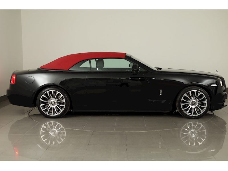 Rolls-Royce Dawn V12 - U400056825