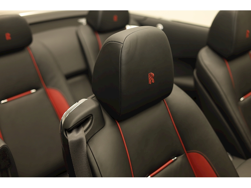 Rolls-Royce Dawn V12 - U400056825