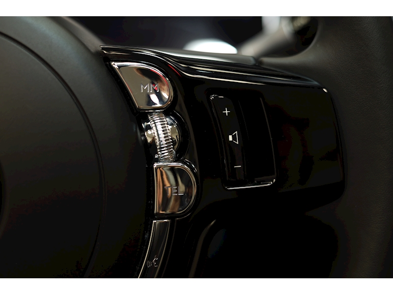 Rolls-Royce Dawn V12 - U400056825