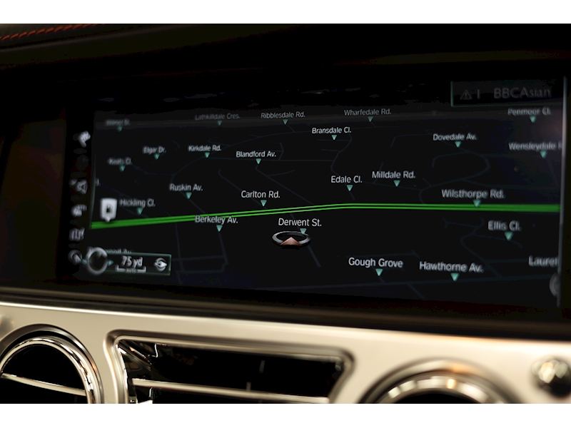 Rolls-Royce Dawn V12 - U400056825