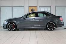 Mercedes-Benz C Class C63 V8 AMG - U217402