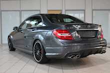 Mercedes-Benz C Class C63 V8 AMG - U217402