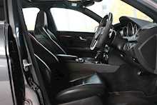 Mercedes-Benz C Class C63 V8 AMG - U217402