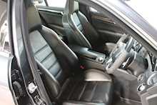 Mercedes-Benz C Class C63 V8 AMG - U217402