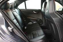 Mercedes-Benz C Class C63 V8 AMG - U217402