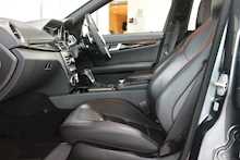 Mercedes-Benz C Class C63 V8 AMG - U217402