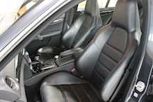 Mercedes-Benz C Class C63 V8 AMG - U217402