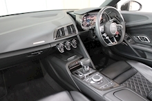 Audi R8 5.2 R8 5.2 FSI V10 Plus Spyder - Thumb 32