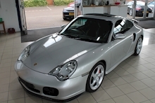 Porsche 911 3.6 (996) 3.6 Turbo Tiptronic S Coupe - Thumb 10