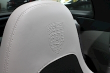 Porsche 911 3.0 (991.2) 3.0T Targa 4 GTS PDK - Thumb 21