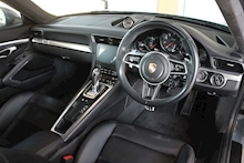 Porsche 911 3.0 (991.2) 3.0T C2 PDK Coupe - Thumb 13
