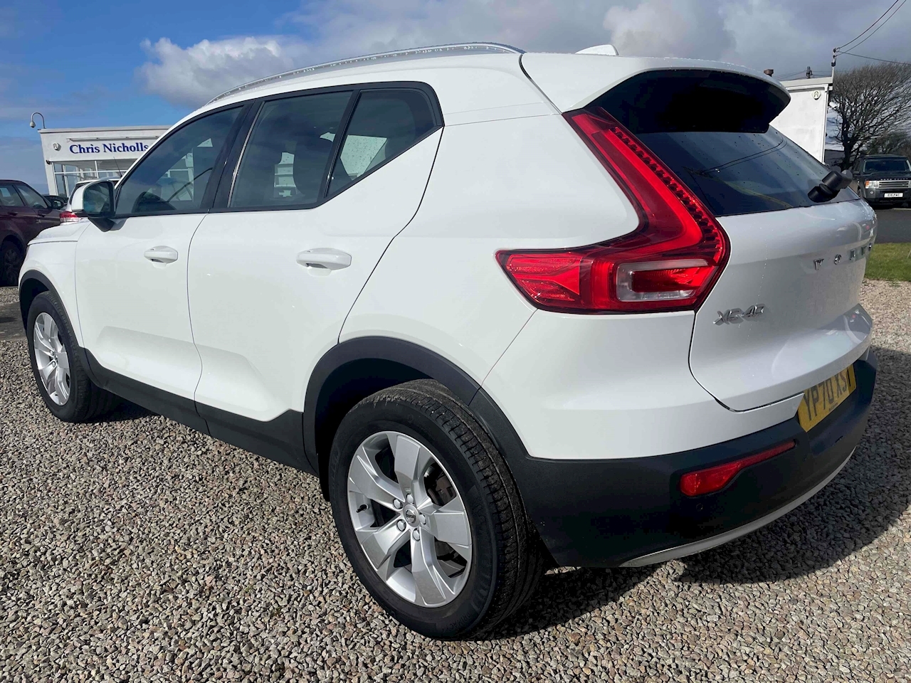 Used 2020 Volvo XC40 T3 Momentum For Sale in Cornwall (U14094) | Chris ...