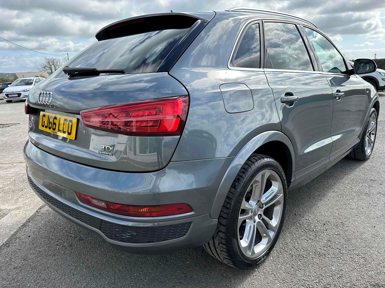 Used 2016 Audi Q3 TDI S Line Plus For Sale in Cornwall (U14184) | Chris ...