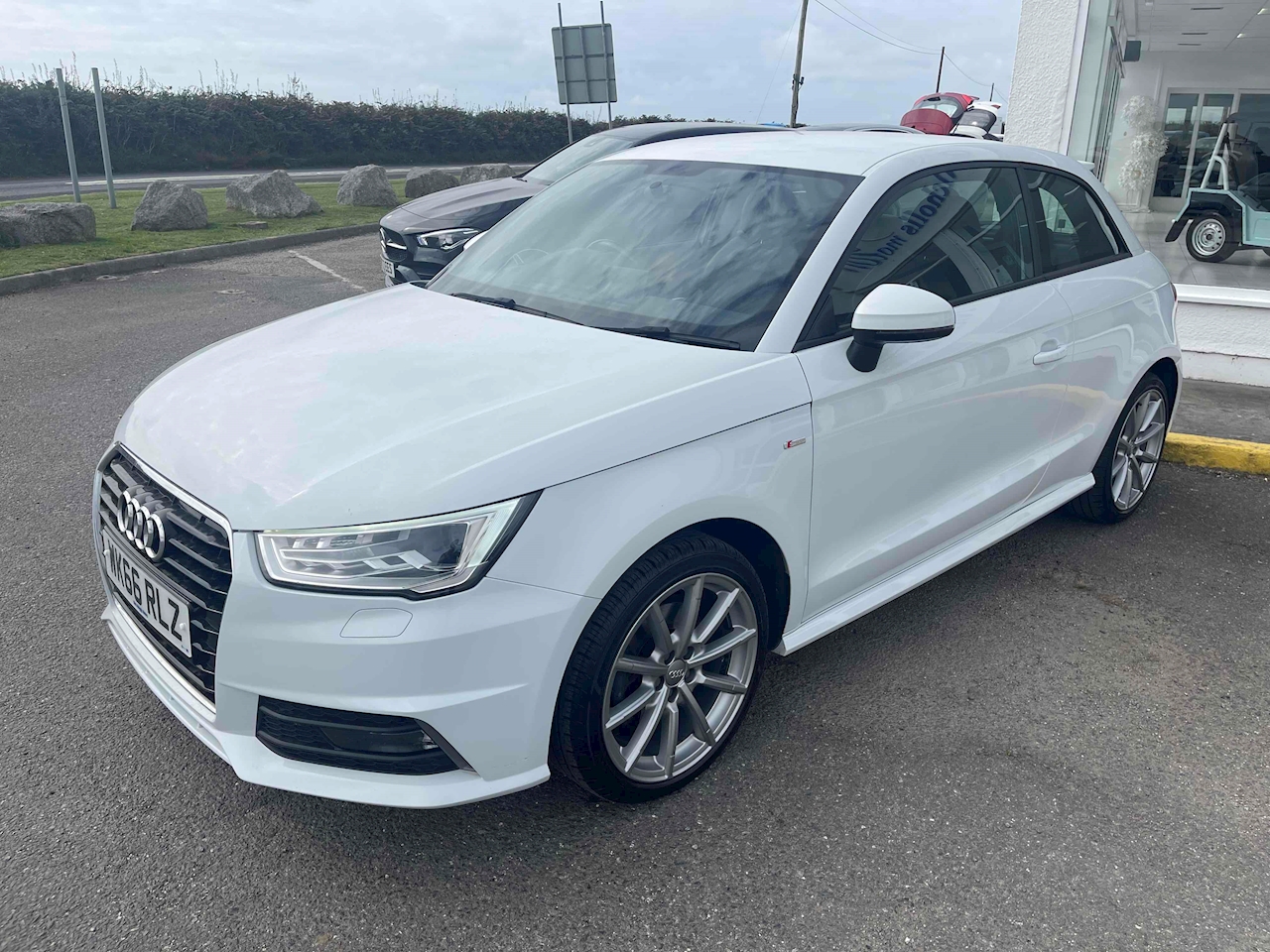 used-2016-audi-a1-tfsi-s-line-for-sale-in-cornwall-u14666-chris