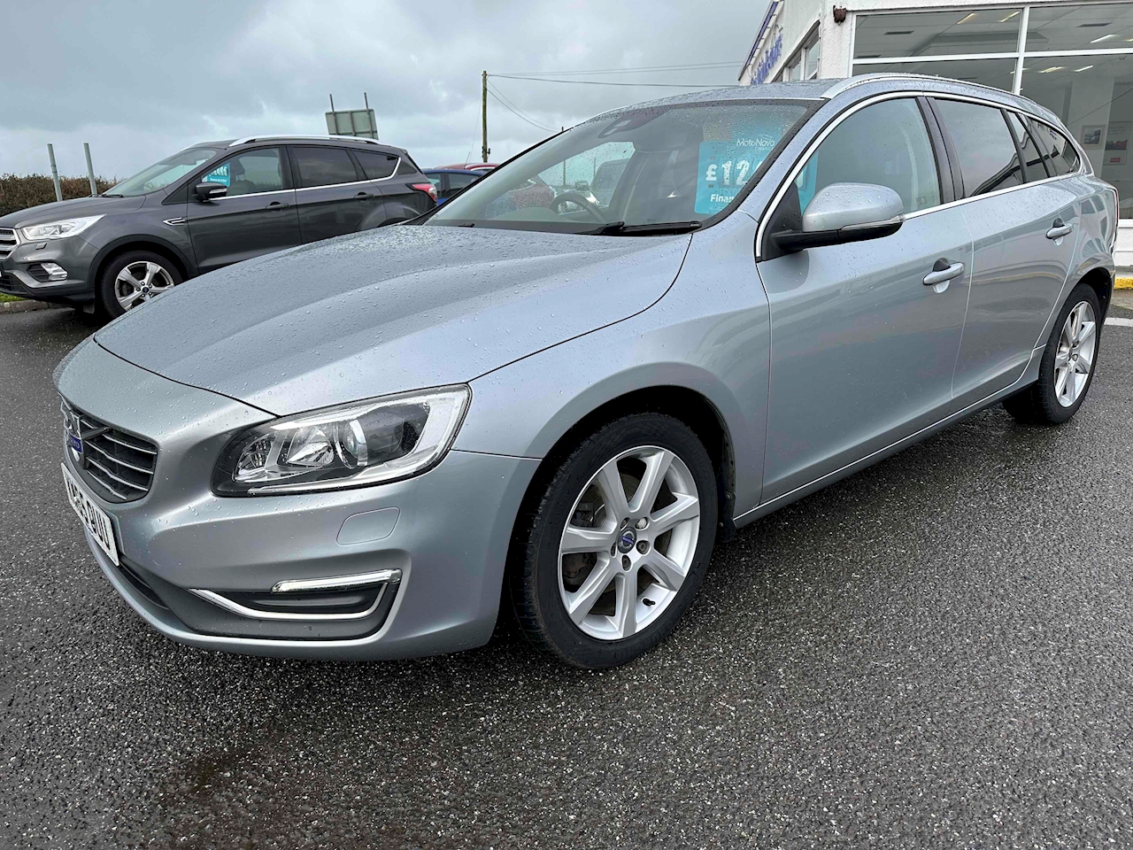 Used 2015 Volvo V60 D3 SE Lux Nav For Sale In Cornwall (U14854) | Chris ...