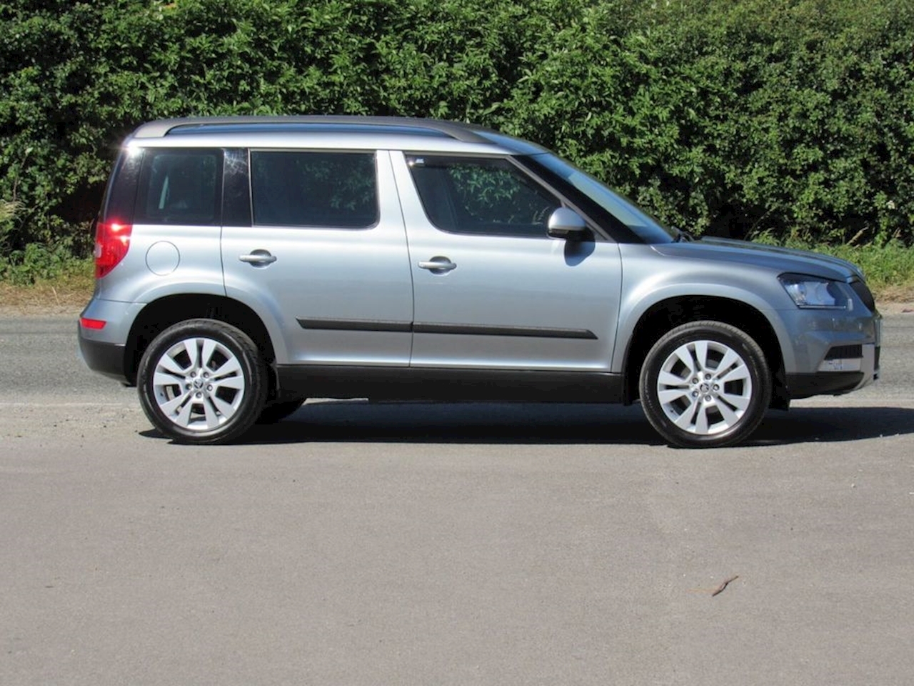Used 2016 Skoda Yeti Outdoor Se L Tdi Scr Hatchback 2 0 Manual