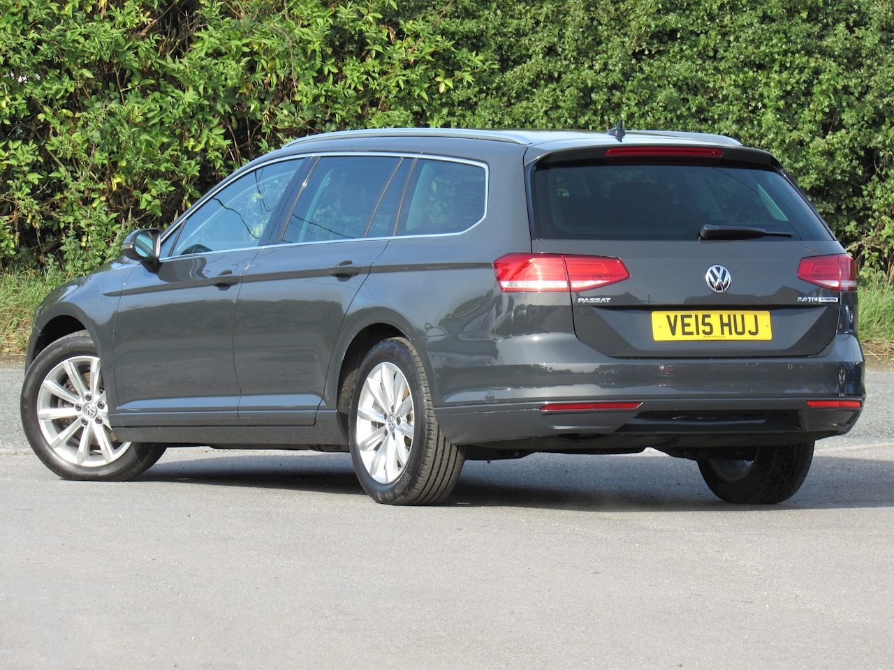Used 2015 Volkswagen Passat Se Business Tdi Bluemotion Technology Estate 2.0 Manual Diesel For Sale in Dorset | Melbury Motor Company