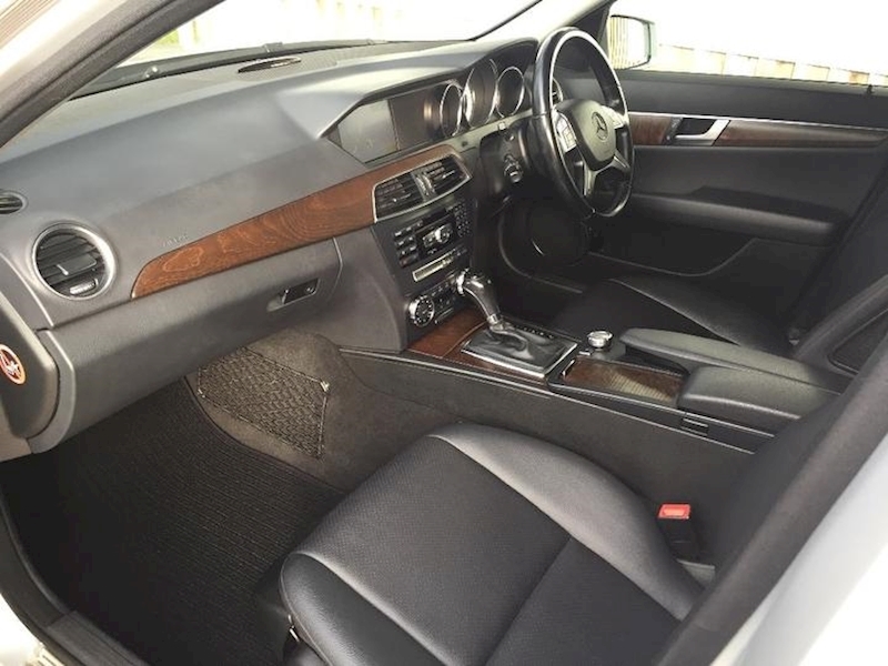 Mercedes C Class C220 Cdi Blueefficiency Elegance Ed125 Estate 2.1 Automatic Diesel