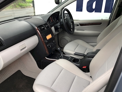 A-Class A150 Elegance Se Hatchback 1.5 Cvt Petrol