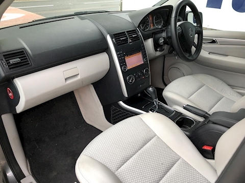 A-Class A180 Cdi Avantgarde Se Hatchback 2.0 Cvt Diesel