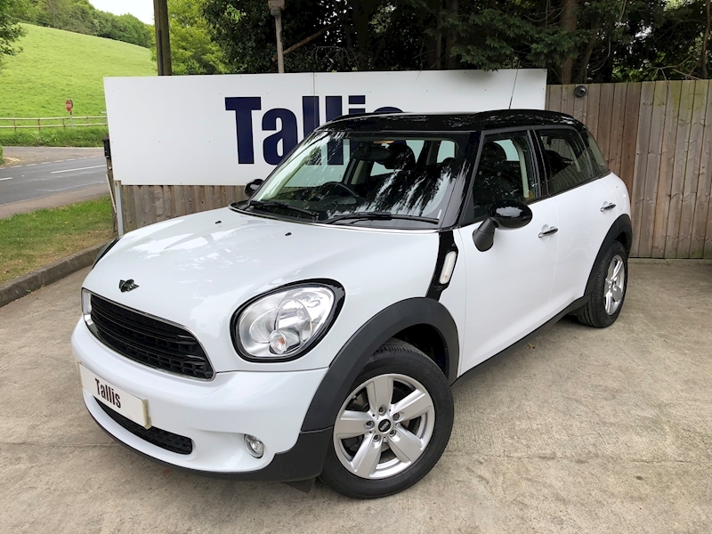 Mini Mini Countryman Cooper Hatchback 1.6 Manual Petrol