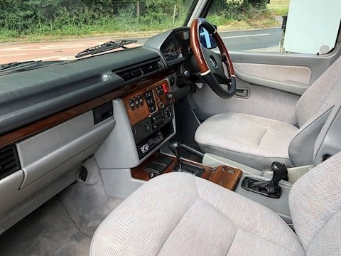 300 Gdl Auto 3.0 5dr Estate Automatic Diesel