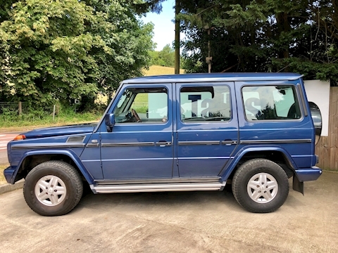 300 Gdl Auto 3.0 5dr Estate Automatic Diesel