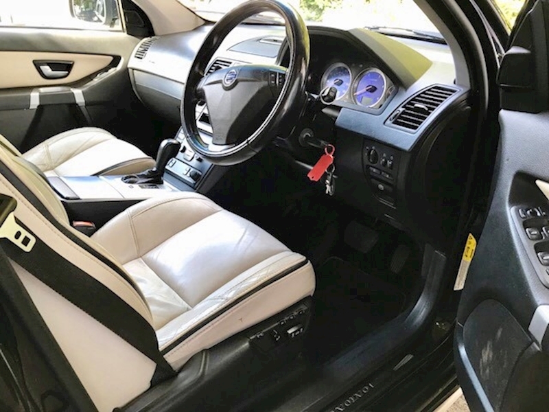 Volvo Xc90 D5 Se Sport Estate 2.4 Automatic Diesel