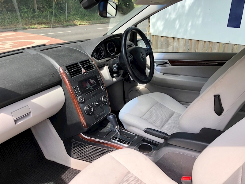 Mercedes A-Class A170 Elegance Se Hatchback 1.7 Cvt Petrol