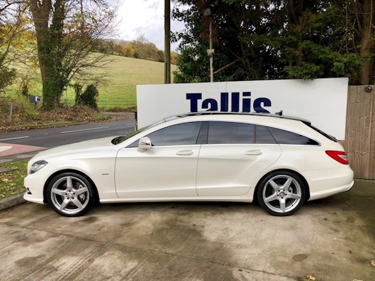 Cls Cls350 Cdi Blueefficiency Amg Sport Estate 3.0 Automatic Diesel