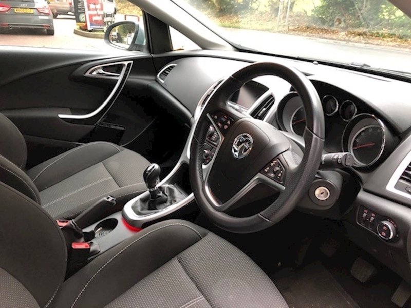 Vauxhall Astra Sri Cdti Ecoflex S/S Estate 2.0 Manual Diesel